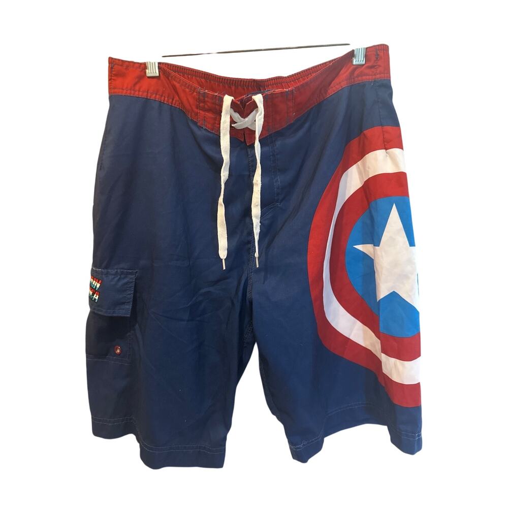 ⭐️ Men’s Marvel Captain America Swim Trunks Size Large. Pool Ocean Vacation